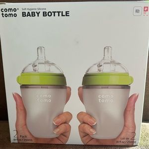 Comotomo baby bottles